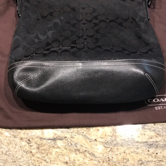 Coach Black Leather Shoulder Bag - Picture 7 of 8